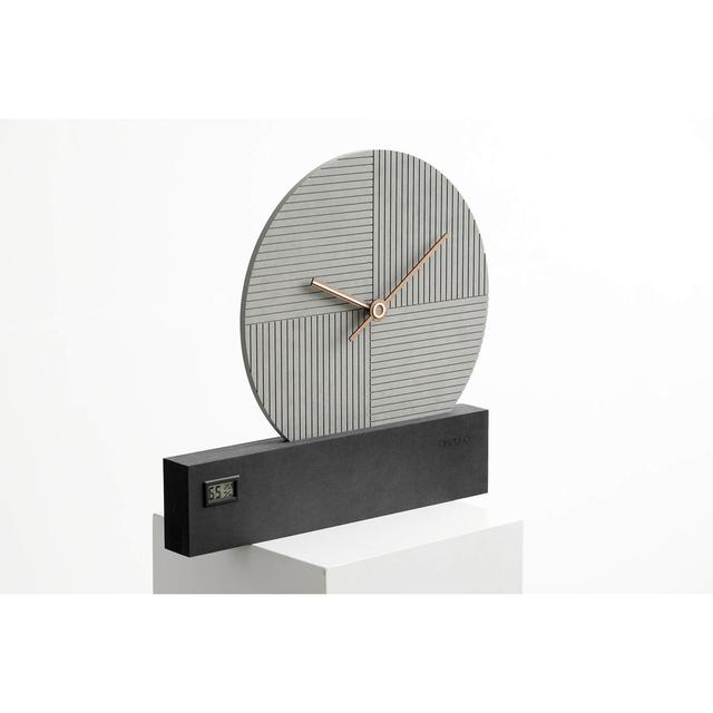 Design Wanduhr THE BLACK ACCESSOIRE. ONZENO on Productcaster.