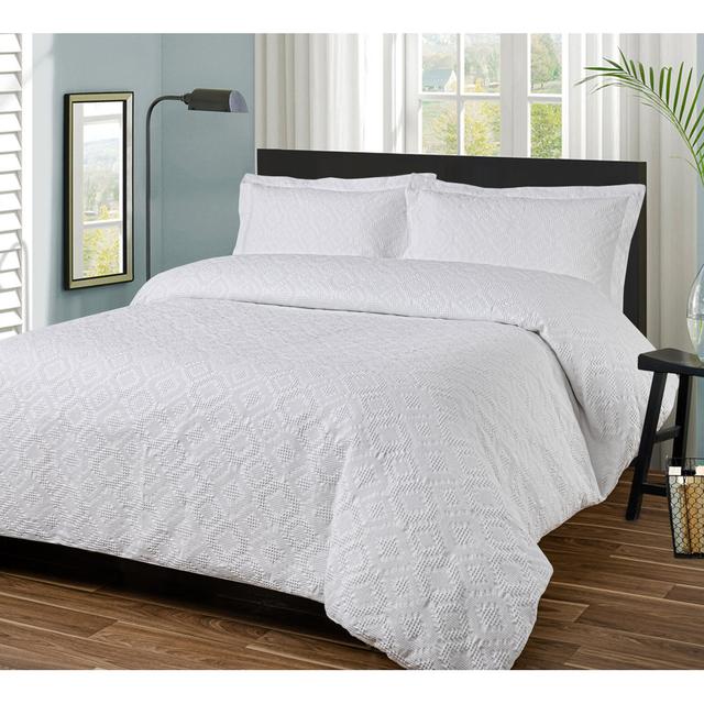 Hansedt White Duvet Cover 17 Stories Size: King - 2 Standard Pillowcases on Productcaster.