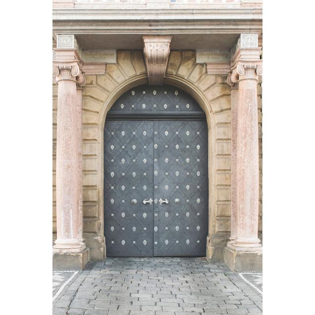 Arched Door - Wrapped Canvas Print ClassicLiving Size: 30cm H x 20cm W x 3.8cm D on Productcaster.