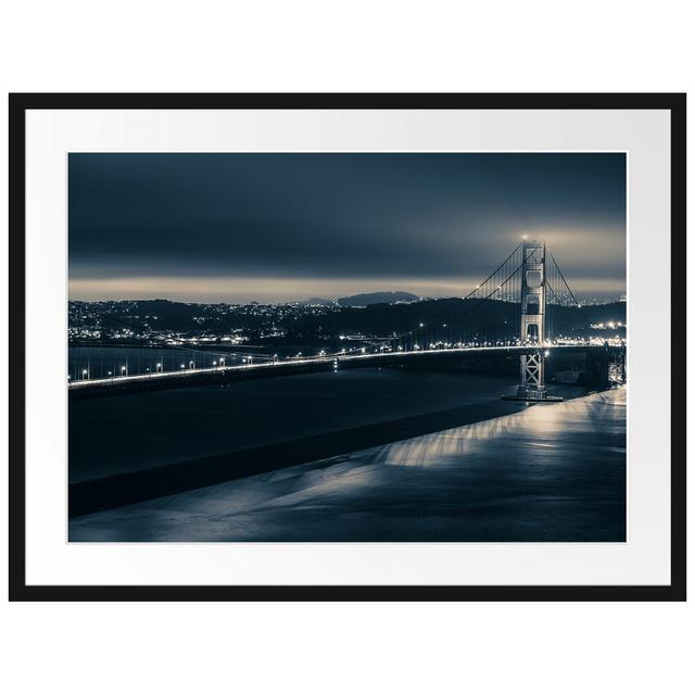 Gerahmtes Poster Golden Gate Bridge in New York East Urban Home Größe: 60 cm H x 80 cm B on Productcaster.