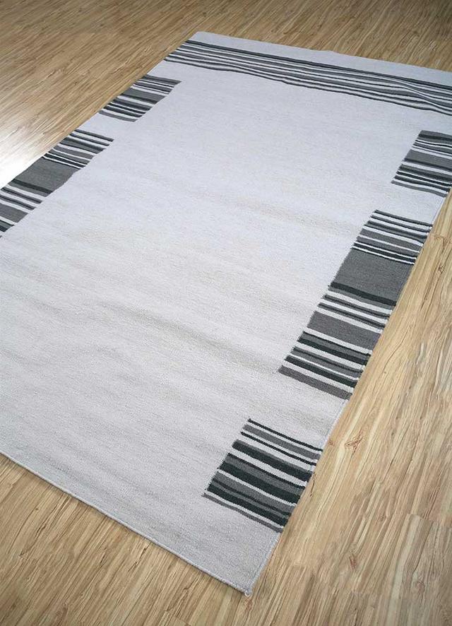 Morning land wool rug - 240 x 150cm - light gray Morgenland on Productcaster.