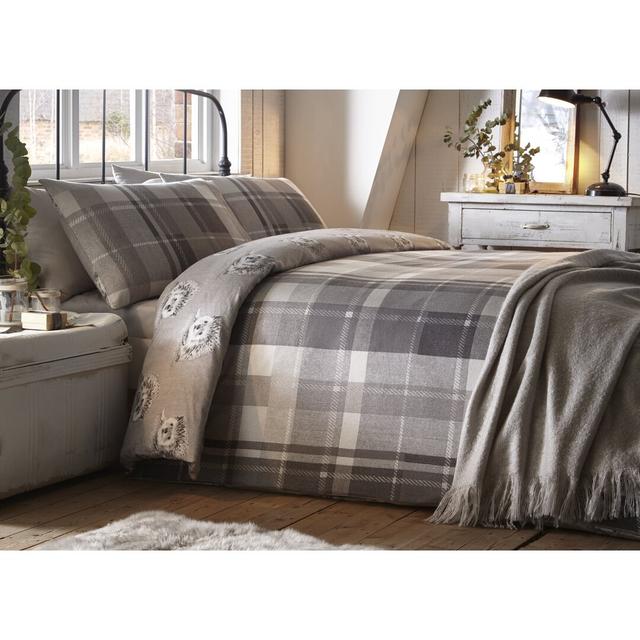 Plaid Duvet Cover Set with Pillowcases Dreams & Drapes Size: Kingsize - 2 Standard Pillowcases, Colour: Grey on Productcaster.