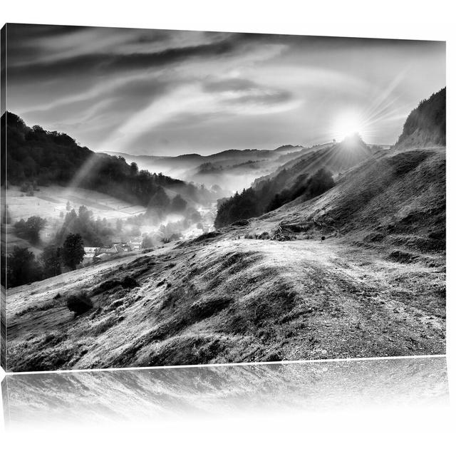 Leinwandbild Französische Berglandschaft beim Sonnenuntergang in Monochrom East Urban Home Größe: 80 cm H x 120 cm B on Productcaster.