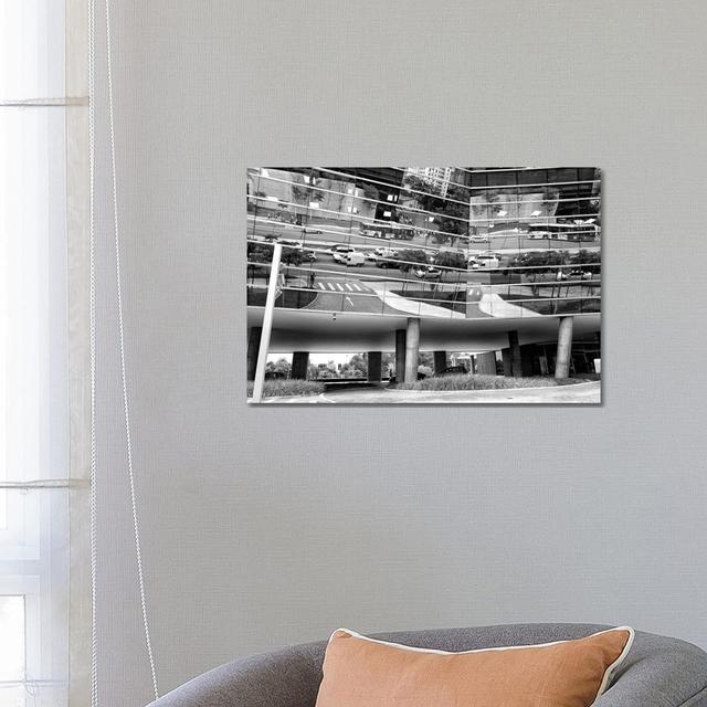 Streetphotography 14 - Wrapped Canvas Print Brayden Studio Size: 45.72cm H x 66.04cm W x 3.81cm D on Productcaster.