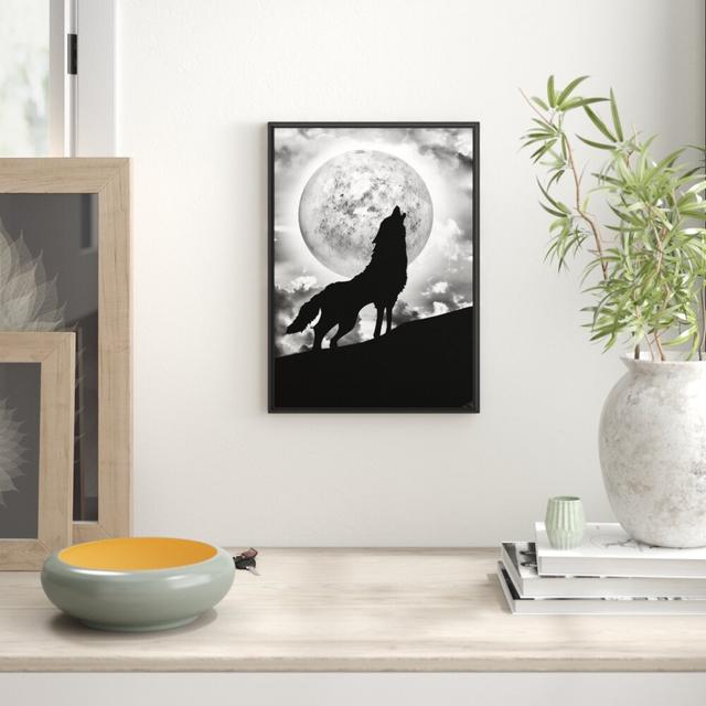 Gerahmtes Wandbild Wolf heult Mond an East Urban Home Größe: 100 cm H x 70 cm B on Productcaster.