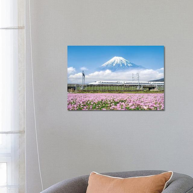 Shinkansen Bullet Train With Mount Fuji by Jan Becke - Wrapped Canvas Gallery-Wrapped Canvas Giclée Brayden Studio Size: 45.72cm H x 66.04cm W on Productcaster.