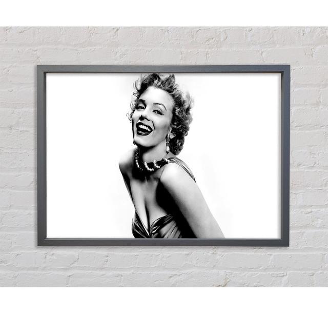 Marilyn Monroe 4 - Druck Bright Star Größe: 100 cm H x 141,4 cm B x 3,3 cm T on Productcaster.