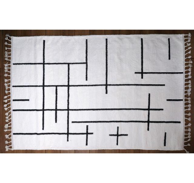 Jasrah Tufted White/Black Rug Ebern Designs Rug Size: Rectangle 120 x 180cm on Productcaster.