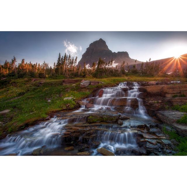 Kaivalya Logan Pass by Jon Farmer - Wrapped Canvas Print Union Rustic Size: 51cm H x 76cm W x 3.8cm D on Productcaster.