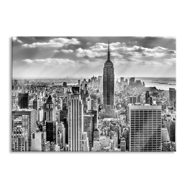 Glasbild New York Manhattan Brayden Studio Größe: 70 cm H x 100 cm B x 0,4 cm T on Productcaster.