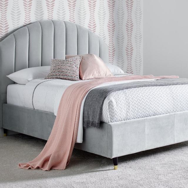 Acari Upholstered Bed Frame Canora Grey Size: Kingsize (5') on Productcaster.