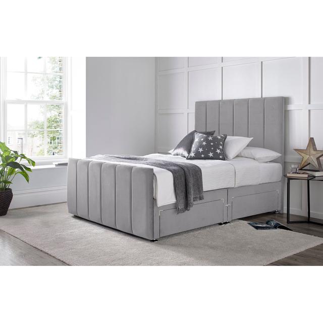 Cadebrooke Divan Bed with 54" Floorstanding Headboard Wayfair Sleep Colour: Charcoal, Storage Type: 2 Right Drawers, Size: Super King (6') on Productcaster.