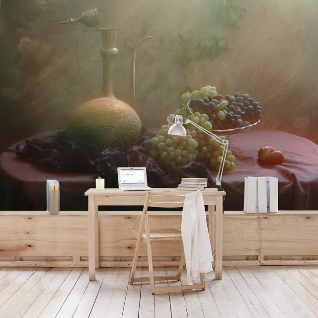 Fruit Still Life Semi-Gloss Wallpaper Roll East Urban Home Size: 2.88m x 190cm, Materialqualität: Premium (150g/m²) on Productcaster.