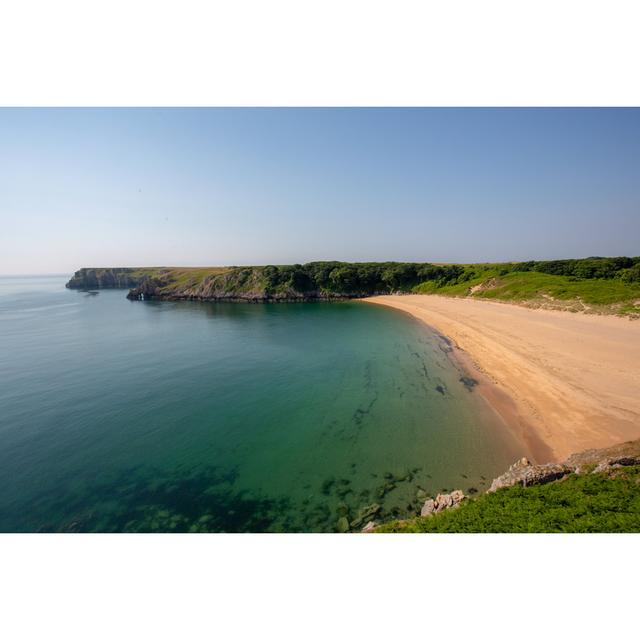 Barafundle Bay Beach House of Hampton Size: 20cm H x 30cm W x 3.8cm D on Productcaster.