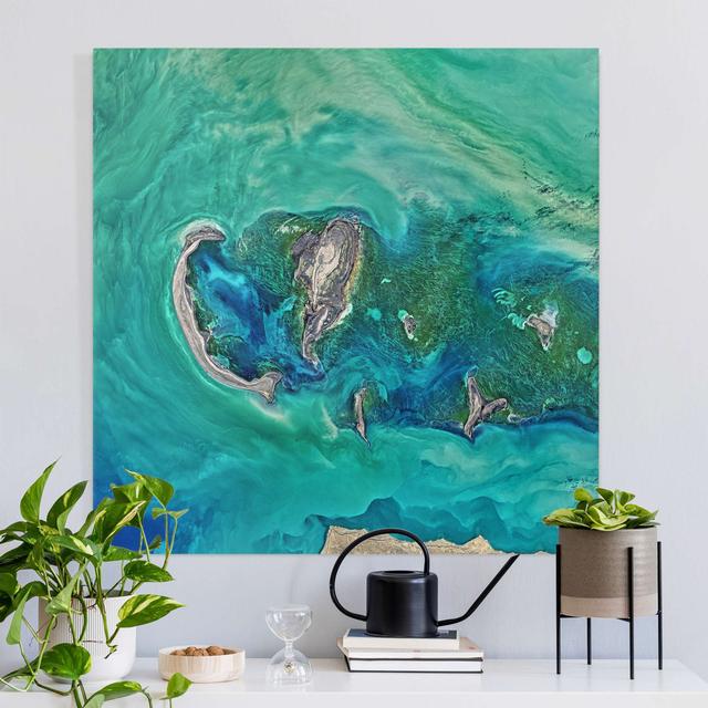 Leinwandbild - NASA Fotografie Kaspisches Meer Haus am Meer Format: 260 g/m² Canvas, Größe: 70 cm H x 70cm B on Productcaster.