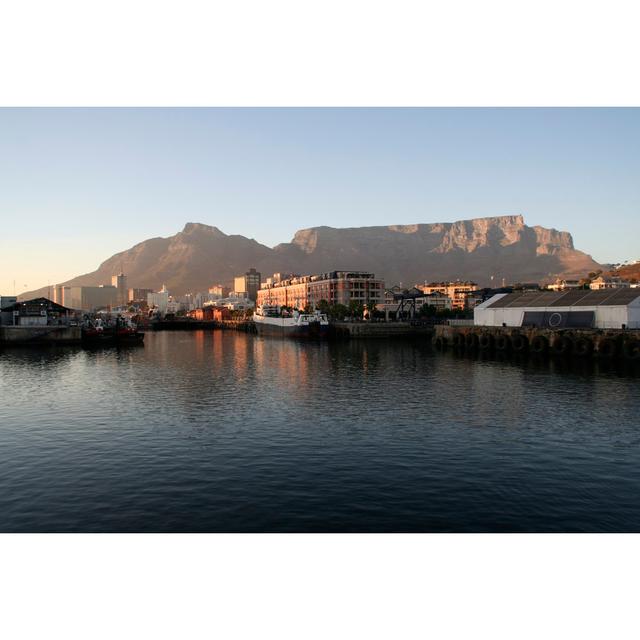 Table Mountain Cape Town by Wysiati - No Frame Art Prints on Canvas Breakwater Bay Size: 20cm H x 30cm W on Productcaster.