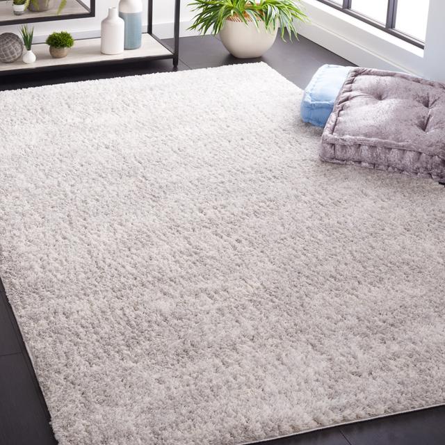 Cushenilt No Pattern And Not Solid Colour Hand Made Area Rug Borough Wharf Rug Size: Rectangle 134 x 196cm on Productcaster.