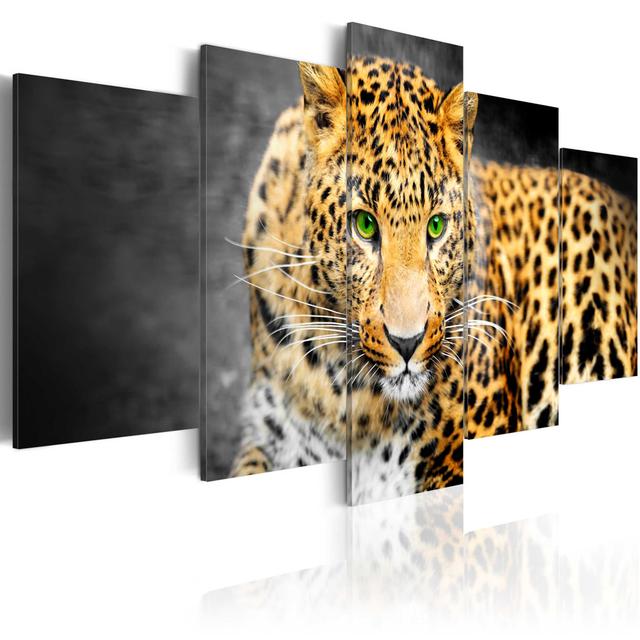 Leinwandbild Green-eyed leopard Ebern Designs Größe: 100 cm H x 200 cm B on Productcaster.