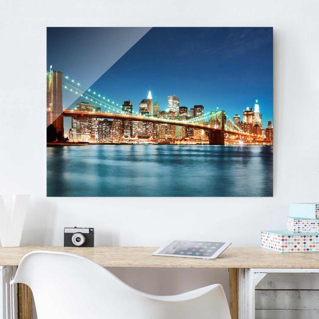 Glasbild Manhattan Bridge East Urban Home Größe: 75 cm H x 100 cm B on Productcaster.