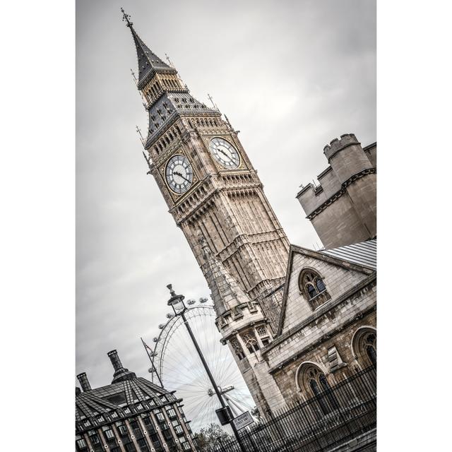 Big Ben, London - Wrapped Canvas Print Latitude Run Size: 122cm H x 122cm W on Productcaster.