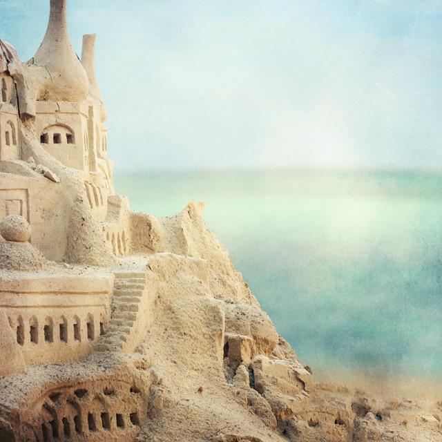 Sandcastle On The Beach House of Hampton Size: 30cm H x 30cm W x 3.8cm D on Productcaster.