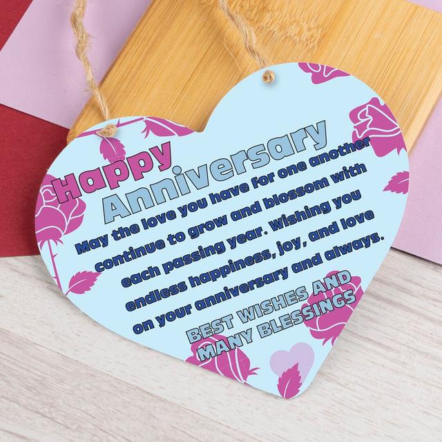 Wooden Heart Plaque NNIVERSARY Happy Larry on Productcaster.