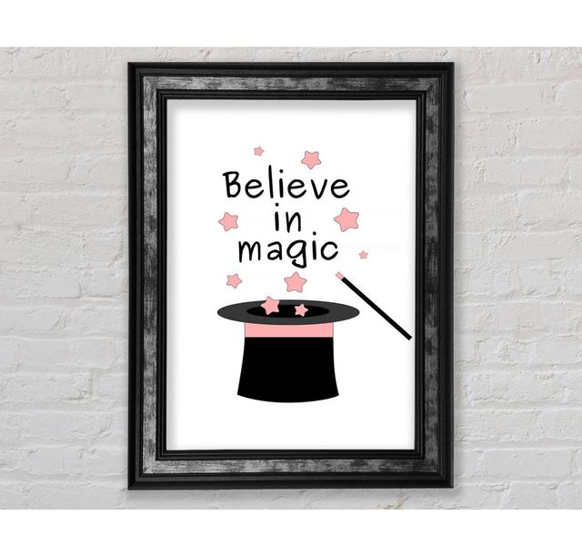 Believe In Magic - Einzelner Bilderrahmen Typografie Bright Star Größe: 59,7 cm H x 42,1 cm B x 8 cm T on Productcaster.