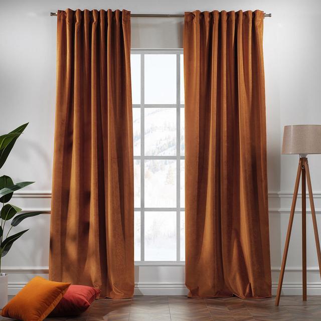 100% Blackout Extra Long & Extra Wide Luxury Matte Velvet Single Curtain Panel Lilijan Home & Curtain Farbe: Lemonade, Paneel-Größe: 425 H x 140 B cm on Productcaster.