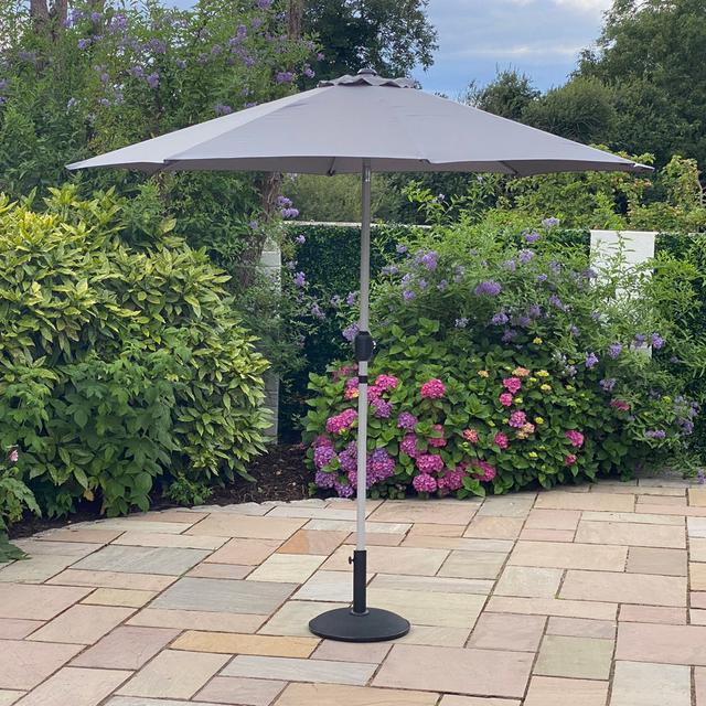 Anjelyn 2.7m Cantilever Parasol Dakota Fields Fabric Colour: Grey on Productcaster.