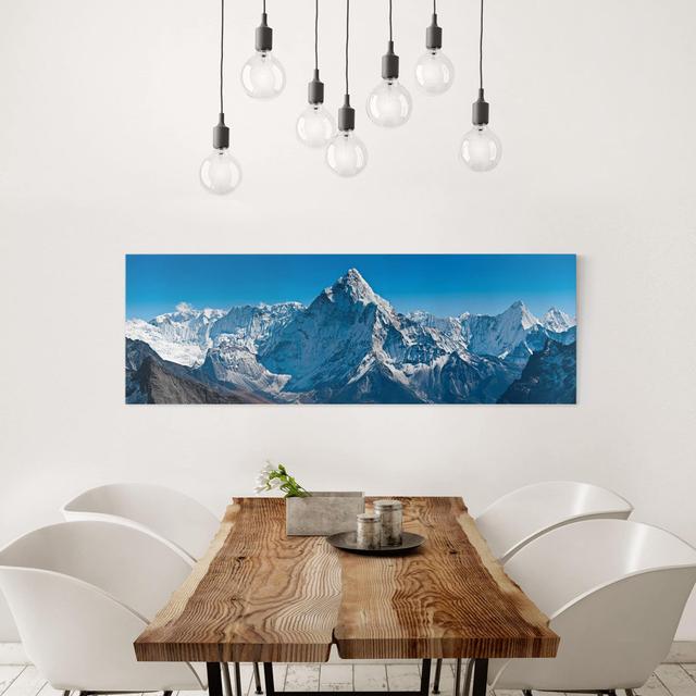 Leinwandbild The Himalayas East Urban Home Größe: 150 L x 50 B on Productcaster.