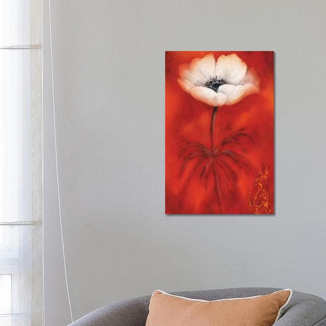 Anemone II by Betty Jansma - Wrapped Canvas Graphic Art Rosalind Wheeler Size: 66.04cm H x 45.72cm W x 3.81cm D on Productcaster.