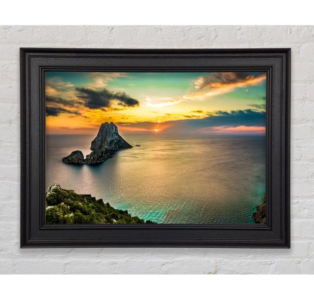 New Zealand Views Off The Cliff Framed Print Highland Dunes Size: 21cm H x 42cm W x 8cm D on Productcaster.