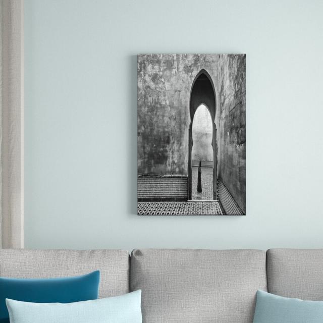 Photographers Lane - Wrapped Canvas Print World Menagerie Size: 76cm H x 51cm W on Productcaster.