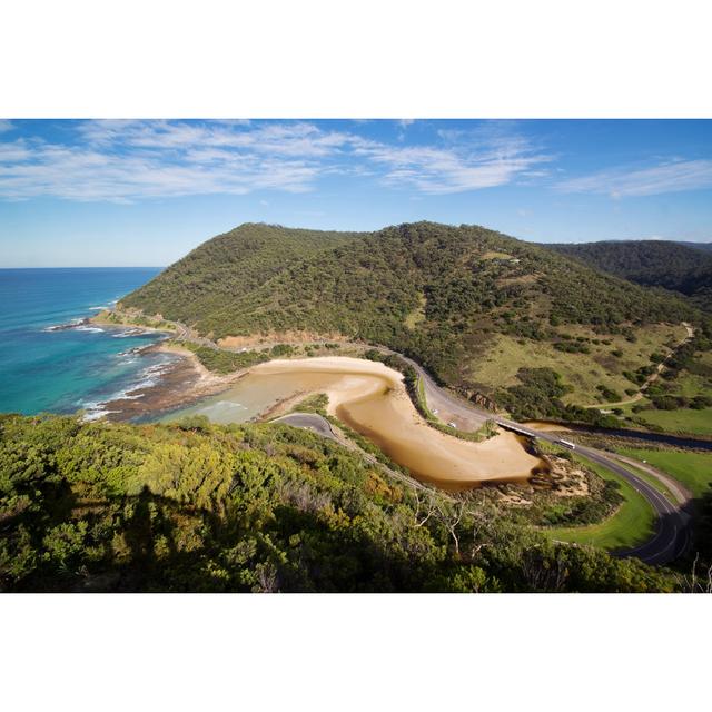 Great Ocean Road von Kokkai Ng - Druck auf Leinwand ohne Rahmen Alpen Home Größe: 80 cm H x 120 cm B on Productcaster.