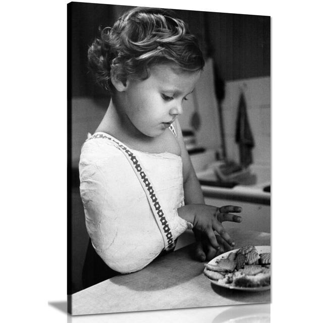 Child in Cast - Wrapped Canvas Photograph Panther Print Size: 61cm H x 41cm W x 1.8cm D on Productcaster.