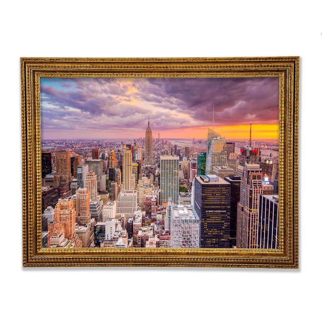 Gewitterhimmel über NYC - Druck Bright Star Größe: 29,7 cm H x 42 cm B x 3 cm T on Productcaster.