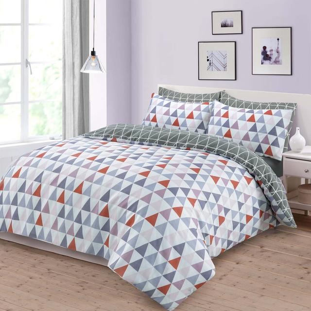 Lund Percale Duvet Cover Set Norden Home Size: Single Duvet Cover + 1 Standard Pillowcase on Productcaster.