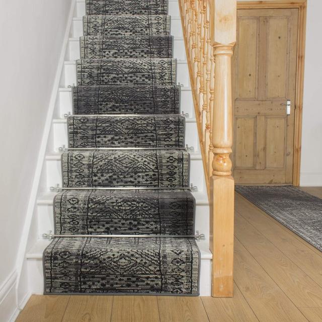 Bansil Tufted Grey Stair Runner Bloomsbury Market Rug Size: Runner 810cm x 80cm on Productcaster.