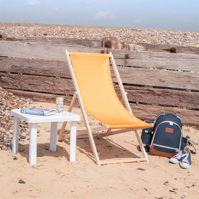 Harbour Housewares - Folding Wooden Deck Chairs (Set of 2) Harbour Housewares Colour (Fabric): Red/Pink on Productcaster.