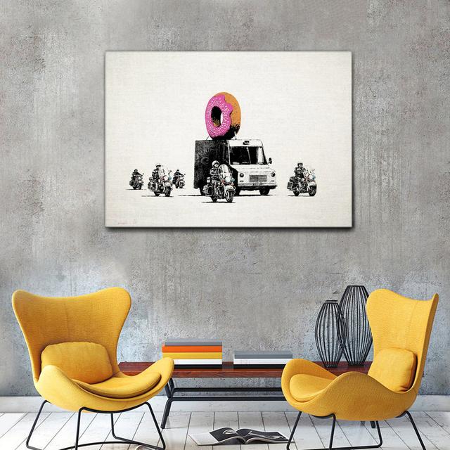 Leinwandbild Strawberry Donut von Banksy Rosalind Wheeler Größe: 95 cm H x 135 cm B on Productcaster.