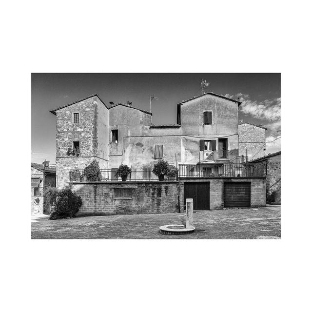 Pienza - Italy by Mikolaj Gospodarek - Wrapped Canvas Photograph Latitude Run Size: 20.32cm H x 30.48cm W x 1.905cm D on Productcaster.