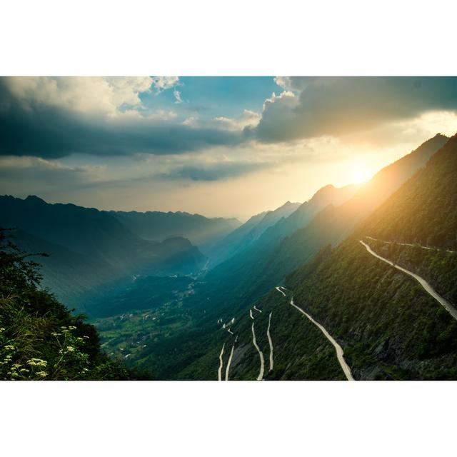 Curve Road In Mountains by Xijian - No Frame Print on Canvas Alpen Home Size: 60cm H x 90cm W on Productcaster.