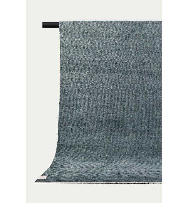 Nanlop Solid Colour Handmade Area Rug 17 Stories Rug Size: Rectangle 160 x 230cm on Productcaster.