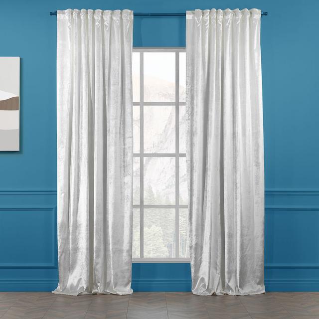 Vorhang-Set mit Stangendurchzug, blickdicht Lilijan Home & Curtain Farbe: Weiß, Panel-Größe: 260 cm B x 295 cm T on Productcaster.