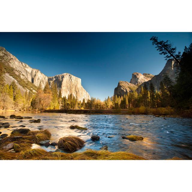 Yosemite National Park by Pgiam - Druck Alpen Home Größe: 81 cm H x 122 cm B x 3,8 cm T on Productcaster.