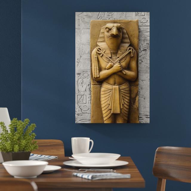 Leinwandbild „Horus der ägyptische Gott", Fotodruck East Urban Home Größe: 120 cm H x 80 cm B on Productcaster.