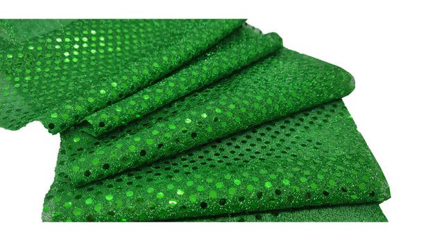 Dorantes Sequin Tablecloth Fairmont Park Colour: Green on Productcaster.