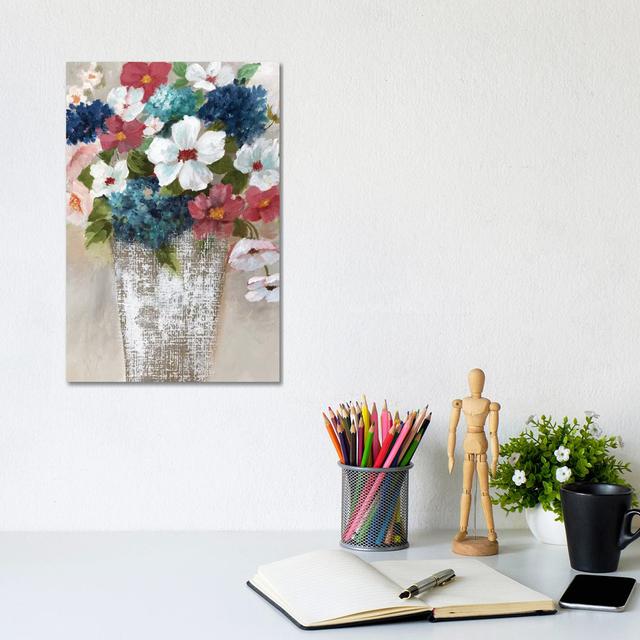 Linen Bouquet I by Nan - Wrapped Canvas Gallery-Wrapped Canvas Giclée ClassicLiving Size: 30.48cm H x 20.32cm W x 1.91cm D on Productcaster.