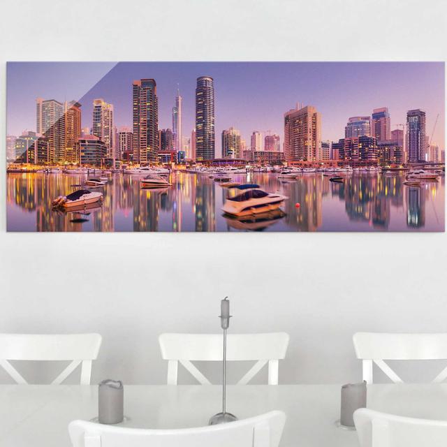 Glasbild Skyline von Dubai mit Marina East Urban Home Größe: 40 cm H x 100 cm B on Productcaster.