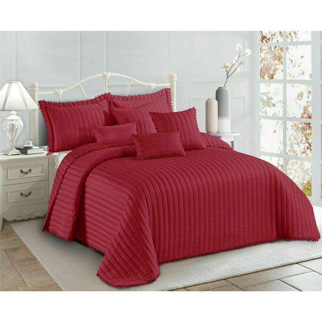 Kazanovicz Polyester No Pattern Bedspread Canora Grey Colour: Red, Size: W200 x L200 cm on Productcaster.